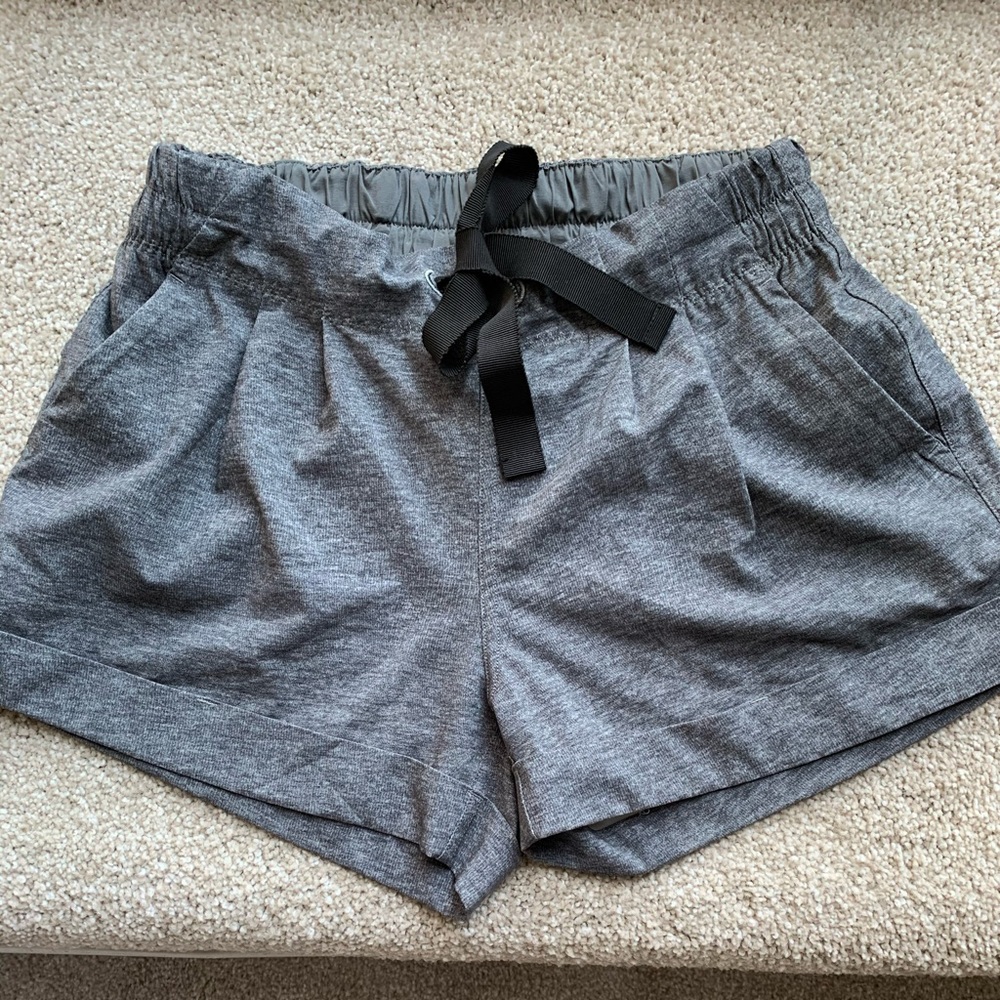 Lululemon gray cuffed drawstring shorts